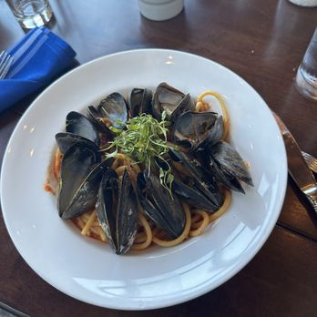 Water's Edge Grill - New American Near Me - Cambridge, Maryland Water's Edge Grill - New American Near Me - Cambridge, Maryland