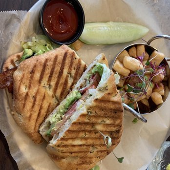 Jam - Avocado BLT - Breakfast & Brunch Near Me - Massapequa Park, New York