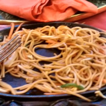 Il Drago d'Oro - Spaghetti alla piastra - Cantonese Near Me - Naples, NA