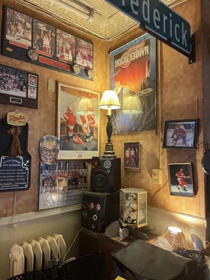 Ivanhoe Cafe by null