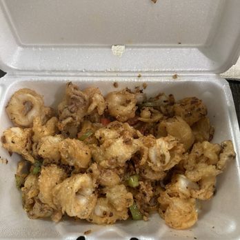 Yuen BBQ - Large Calamari's (squids) salt and pepper $15 BUSSSSSSSSSSINNNNNNNN 10/10 - Chinese Near Me - Dorchester, Massachusetts Yuen BBQ - Large Calamari's (squids) salt and pepper $15 BUSSSSSSSSSSINNNNNNNN 10/10 - Chinese Near Me - Dorchester, Massachusetts