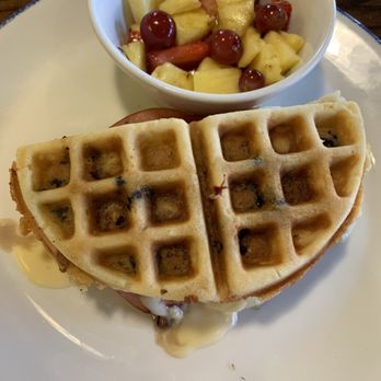 Reservoir - Leggo my breakfast sammich with fruit cup or you can choose new potatoes instead of the fruit cup - Bars Near Me - Irving, Texas Reservoir - Leggo my breakfast sammich with fruit cup or you can choose new potatoes instead of the fruit cup - Bars Near Me - Irving, Texas