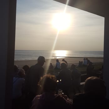 Weststrandbar Norderney - Sonnenuntergang an der Weststrandbar - kann alles, sogar besser als Milchbar - Bars Near Me - Norderney, NI
