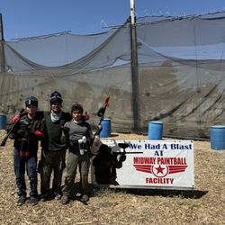 Midway Paintball Facility - We had fun.