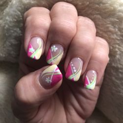 Friendly Nails - Spring break