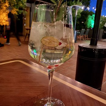 Photo of Castaway - Burbank - Burbank, CA, United States. Gin Membership - 4.5/5