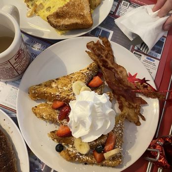 Eggs Up Restaurant - Breakfast & Brunch Near Me - Portland, Connecticut Eggs Up Restaurant - Breakfast & Brunch Near Me - Portland, Connecticut