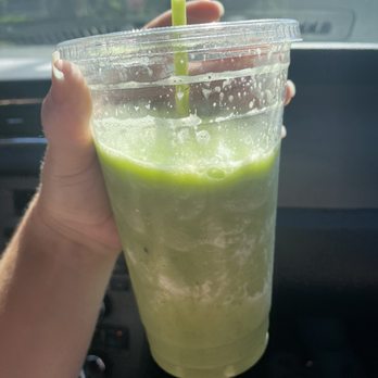 Juice Tap - Tropical Green Smoothie - Juice Bars & Smoothies Near Me - Jacksonville, Florida