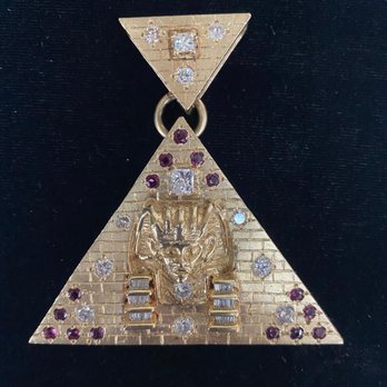 Southern Gold - Custom design by Mark Chitwood - Jewelry Near Me - Chattanooga, Tennessee Southern Gold - Custom design by Mark Chitwood - Jewelry Near Me - Chattanooga, Tennessee