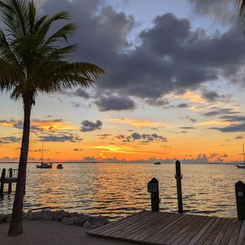 Key's Palms RV Resort - Harbor pier - RV Parks Near Me - Key Largo, Florida Key's Palms RV Resort - Harbor pier - RV Parks Near Me - Key Largo, Florida