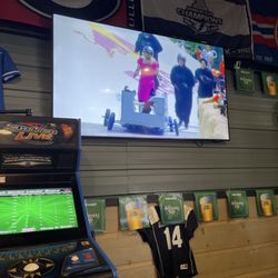 Fat Dog on Main - Big TV
