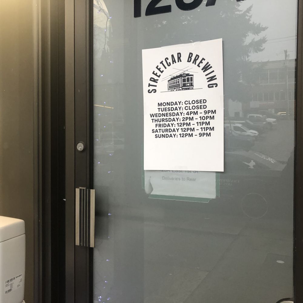 Front entrance and business hours~