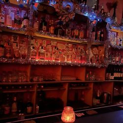 Red Derby - The bar