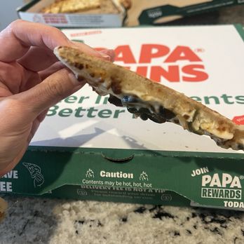 Papa Johns Pizza - Side profile of the regular crust. Yuck. - Pizza Near Me - Willow Park, Texas