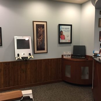 Orthodontic Associates - Check In Area - Orthodontists Near Me - New Lenox, Illinois Orthodontic Associates - Check In Area - Orthodontists Near Me - New Lenox, Illinois