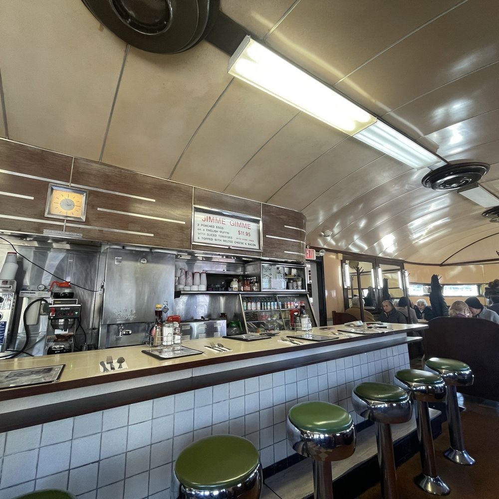 Modern Diner - Inside - Diners Near Me - Pawtucket, Rhode Island