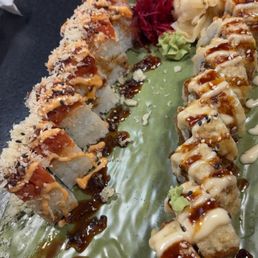 Crab Rangoon roll and mt Tom roll Crab Rangoon roll and mt Tom roll