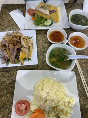Cơm Gà Thượng Hải by null
