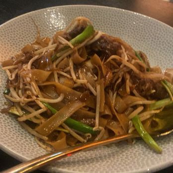 Jin Jia - wagyu beef chow fun, notice the sad noodles... not very fun - Chinese Near Me - Phoenix, Arizona