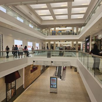 Burbank Town Center - Shopping Centers Near Me - Burbank, California Burbank Town Center - Shopping Centers Near Me - Burbank, California