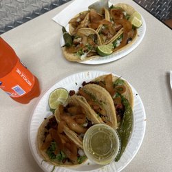 La Haciendita Super Taquerias - Tacos de Chorizo and Chicken