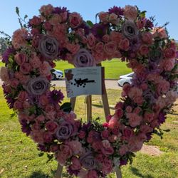 Michaela's Flower Shop - Rose Garden Heart