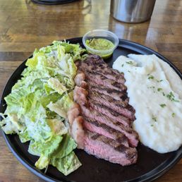 Cesar Salad, Steak and Mashed Potatoes Cesar Salad, Steak and Mashed Potatoes