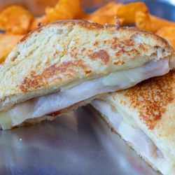 Steve's Meltdown - Don Ho Grilled Cheese