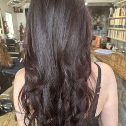 Daniel Lynn Salon