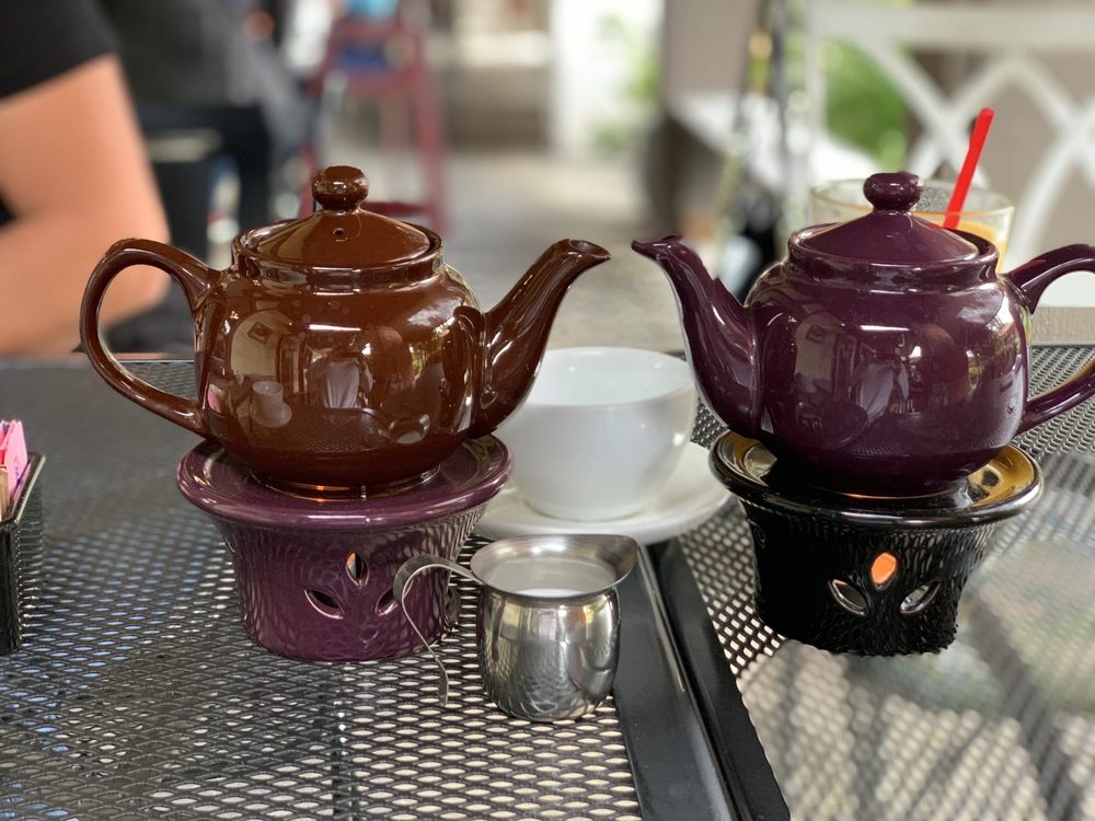 Tea Elle C Garden Cafe, Santa Clarita Roadtrippers