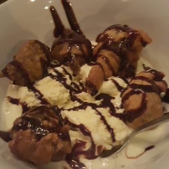 L'Gros Luxe Mile End - Fried dough and ice cream - Cocktail Bars Near Me - Montreal, Quebec L'Gros Luxe Mile End - Fried dough and ice cream - Cocktail Bars Near Me - Montreal, Quebec