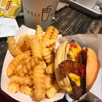 Shake Shack Tysons Corner - Burgers Near Me - McLean, Virginia Shake Shack Tysons Corner - Burgers Near Me - McLean, Virginia