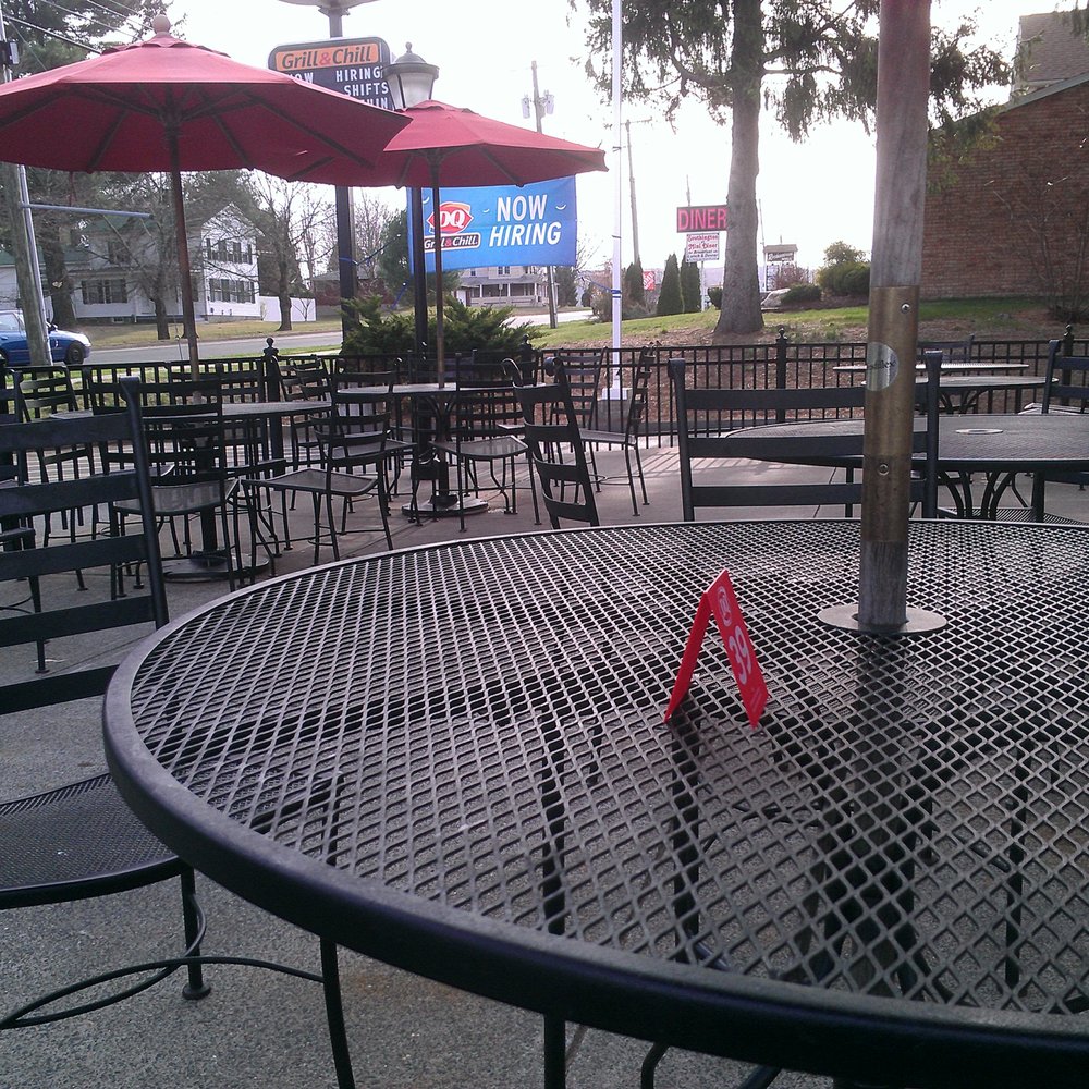 Dairy Queen Grill & Chill - Outdoor area - Ice Cream & Frozen Yogurt Near Me - Milldale, Connecticut Dairy Queen Grill & Chill - Outdoor area - Ice Cream & Frozen Yogurt Near Me - Milldale, Connecticut
