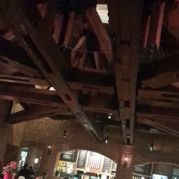 J. Alexander's - Ceiling beams - New American Near Me - Ft. Lauderdale, Florida