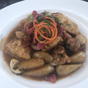 VIVO! Restaurant & Catering - Chicken Scarpariello - Mediterranean Near Me - Bayside, New York
