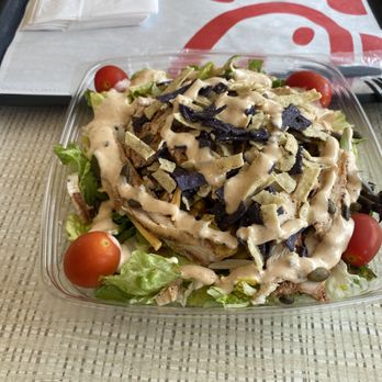 Chick-fil-A - Spicy Southwest Salad - Fast Food Near Me - Humble, Texas