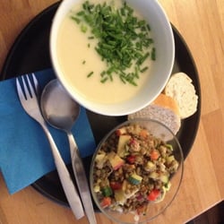 Die Suppenbar - Soup, salad and bread!