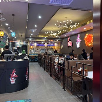Jumpin’ Lobster - Interior - Cajun/Creole Near Me - Alhambra, California