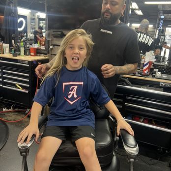 Mr Scissors Barbershop - Shmack is his name cutting great hair is the game . - Barbers Near Me - Tarzana, California Mr Scissors Barbershop - Shmack is his name cutting great hair is the game . - Barbers Near Me - Tarzana, California
