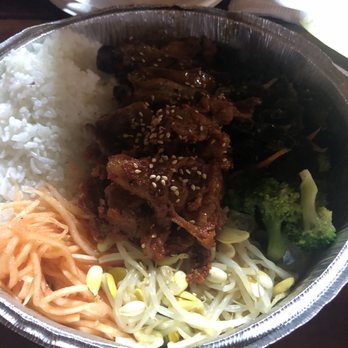 Gogi Time - Bento box with bbq chicken and spicy pork - Korean Near Me - Oakland, California Gogi Time - Bento box with bbq chicken and spicy pork - Korean Near Me - Oakland, California