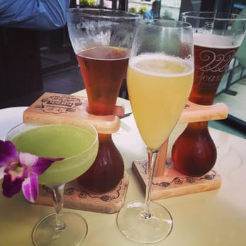 Wood - Awesome cocktails and beer - Bars Near Me - Chicago, Illinois Wood - Awesome cocktails and beer - Bars Near Me - Chicago, Illinois
