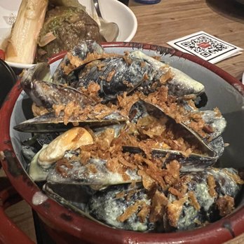 Sensi Bistro - Mussels - Tapas/Small Plates Near Me - Barcelona, B Sensi Bistro - Mussels - Tapas/Small Plates Near Me - Barcelona, B
