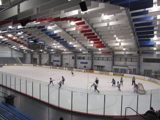 Dearborn Ice Skating Center, 14900 Ford Rd, Dearborn, MI