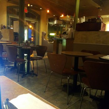 Central Perk Cafe - very nice cafe and awesome back yard outdoor space - Cafes Near Me - Cedarhurst, New York