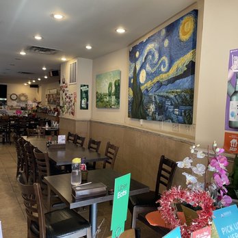 Ka Chi Korean Restaurant - the interior of the restaurant - Korean Near Me - Toronto, Ontario Ka Chi Korean Restaurant - the interior of the restaurant - Korean Near Me - Toronto, Ontario