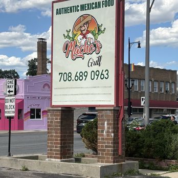 Macho’s Grill - Outside - Mexican Near Me - Forest Park, Illinois Macho’s Grill - Outside - Mexican Near Me - Forest Park, Illinois