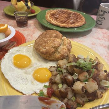 Mama's Royal Cafe - 2 Eggs - Breakfast & Brunch Near Me - Oakland, California