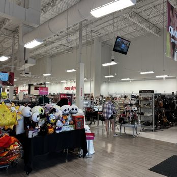 TJ Maxx - Men's Clothing Near Me - Spring Hill, Florida