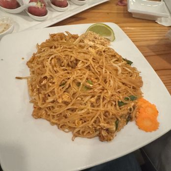 Simply Thai and Sushi Bar - Sushi Bars Near Me - Jamestown, North Carolina