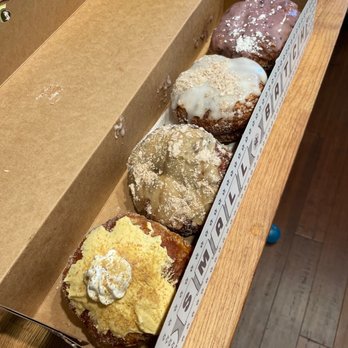 Parlor Doughnuts - Pumpkin chai, French toast, sandy beach, and blueberry hill - Donuts Near Me - Aurora, Colorado